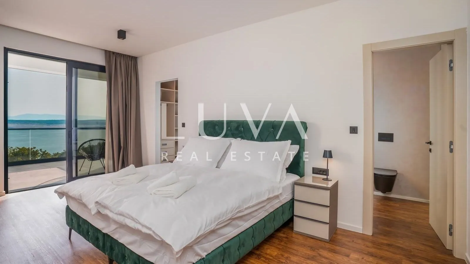 jadranovo, luksuzna vila s bazenom blizu mora na prodaju - slika 16