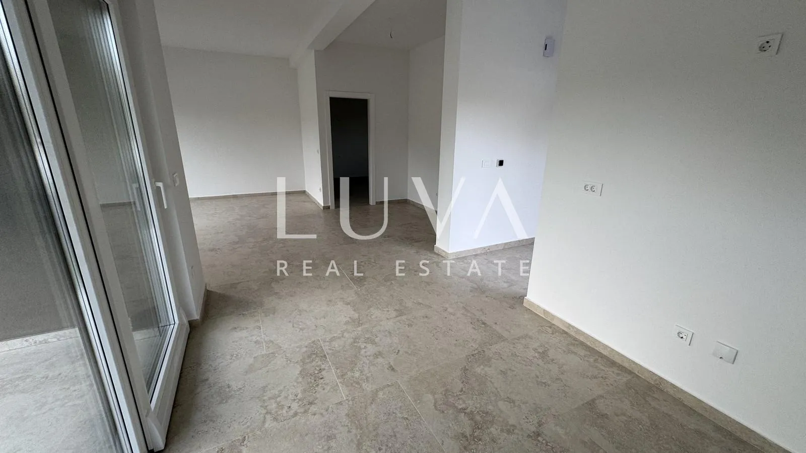 istra, tar, moderni stan u prizemlju s dvorištem, 76,27 m2 - slika 13