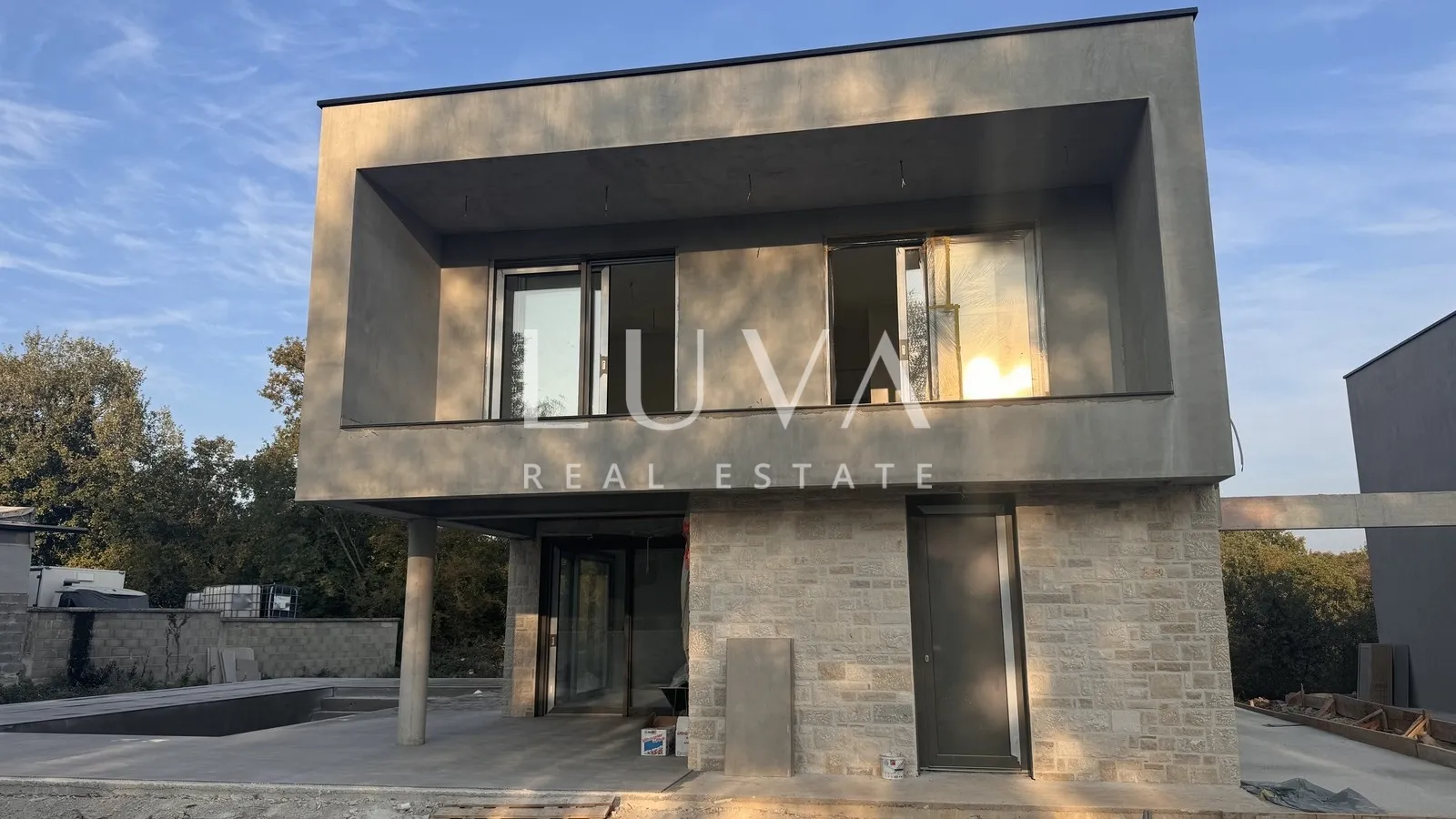 poreč, prekrasna moderna kuća s bazenom u izgradnji - slika 3