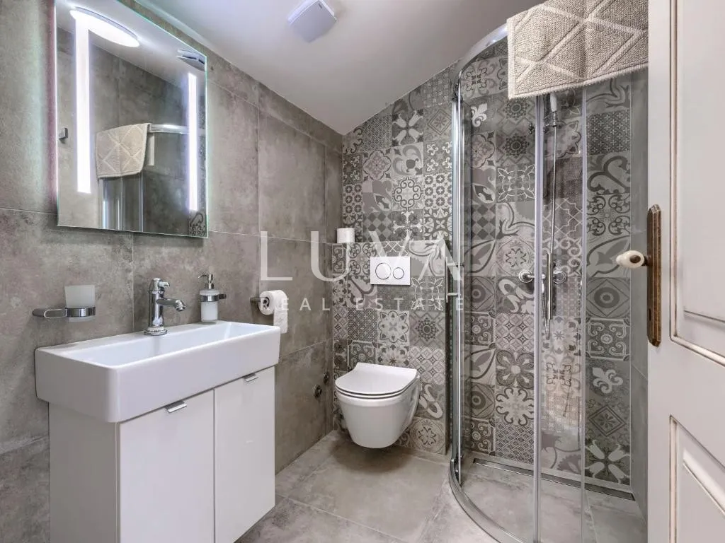 istra, poreč, obnovljena kamena kuća s jacuzzijem, 105 m² - slika 11