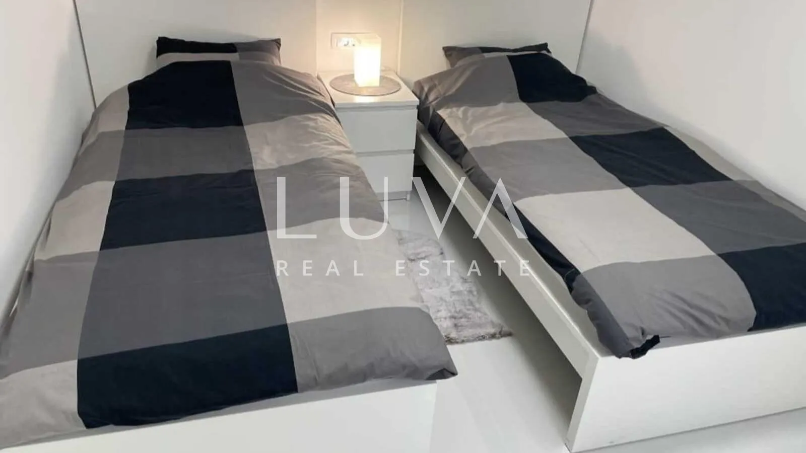 zagreb, mikulići, kuća s pogledom na zagreb, 380 m² - slika 19