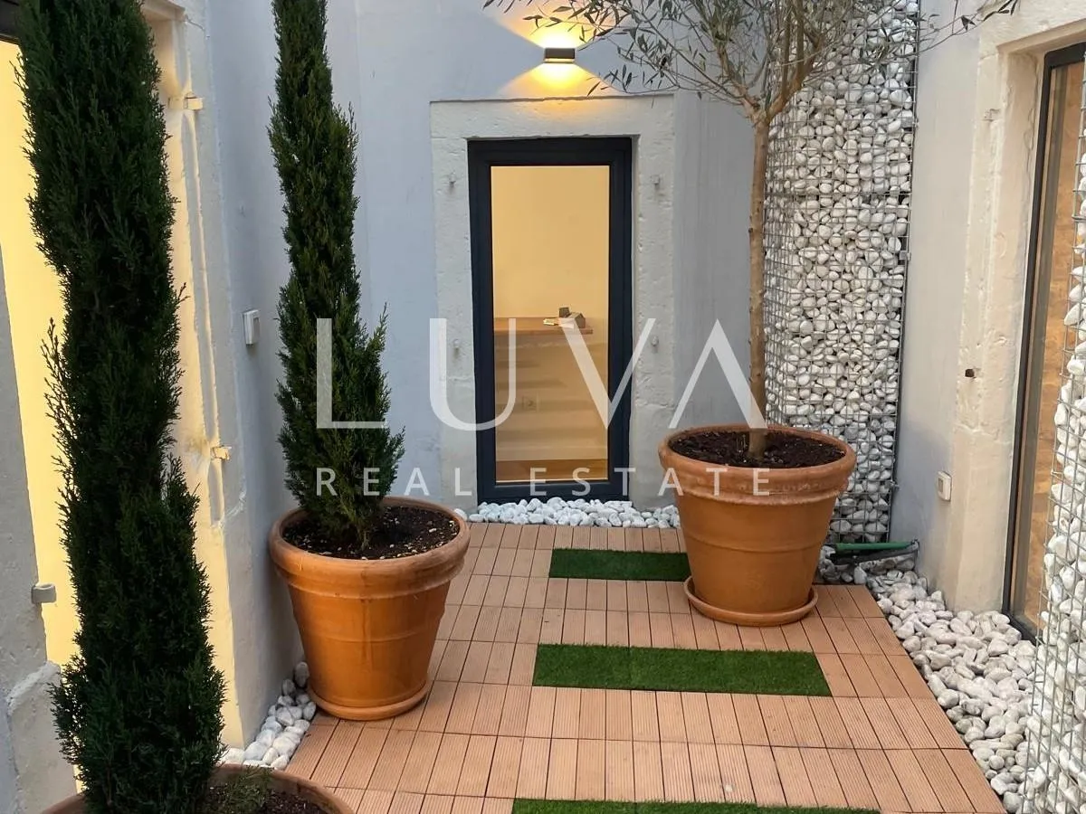 šibenik, centar, luksuzan stan 150m2 s pogledom na more - slika 12