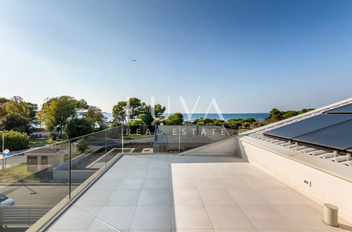 istra, fažana, moderna vila s bazenom uz more, 330 m2 - slika 11