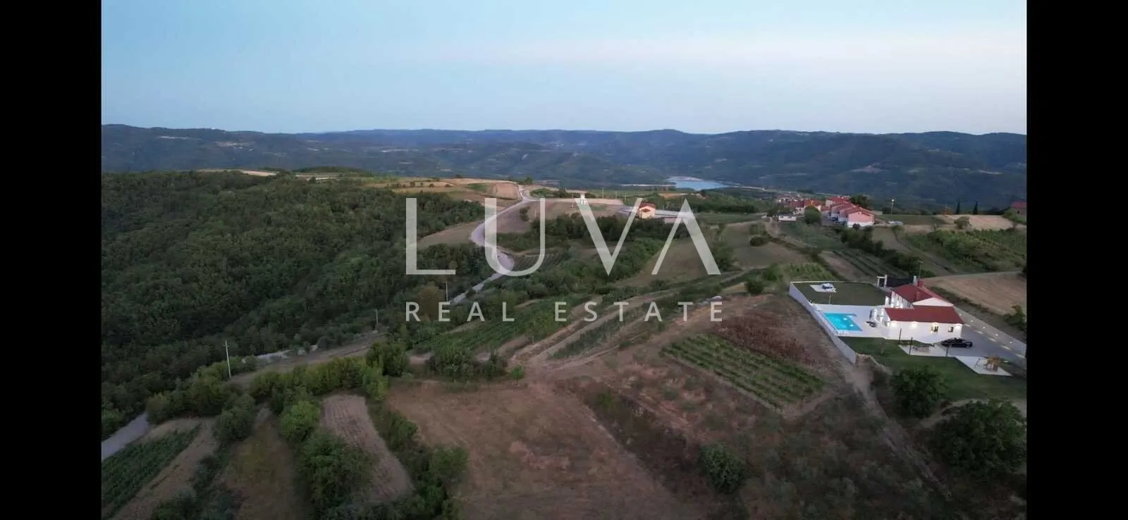 istra, vrh, moderna vila s jedinstvenim pogledom, 190 m2 - slika 28