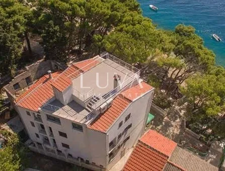mala duba, živogošće, boutique hotel na plaži, investicijska prilika - slika 1