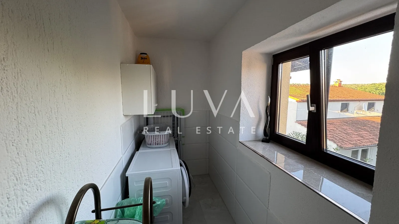 istra, višnjan, rustikalna kuća s tri apartmana, 580m2 - slika 9