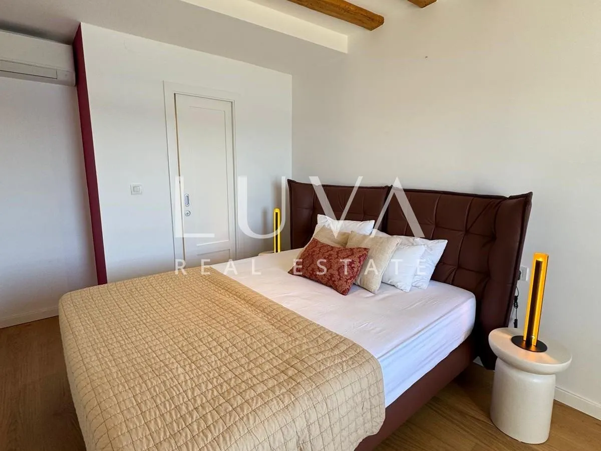 šibenik, centar, luksuzan stan 150m2 s pogledom na more - slika 9