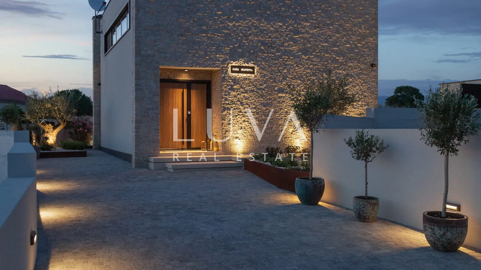 zadar, visočane, moderna kuća s bazenom i wellnessom - slika 27