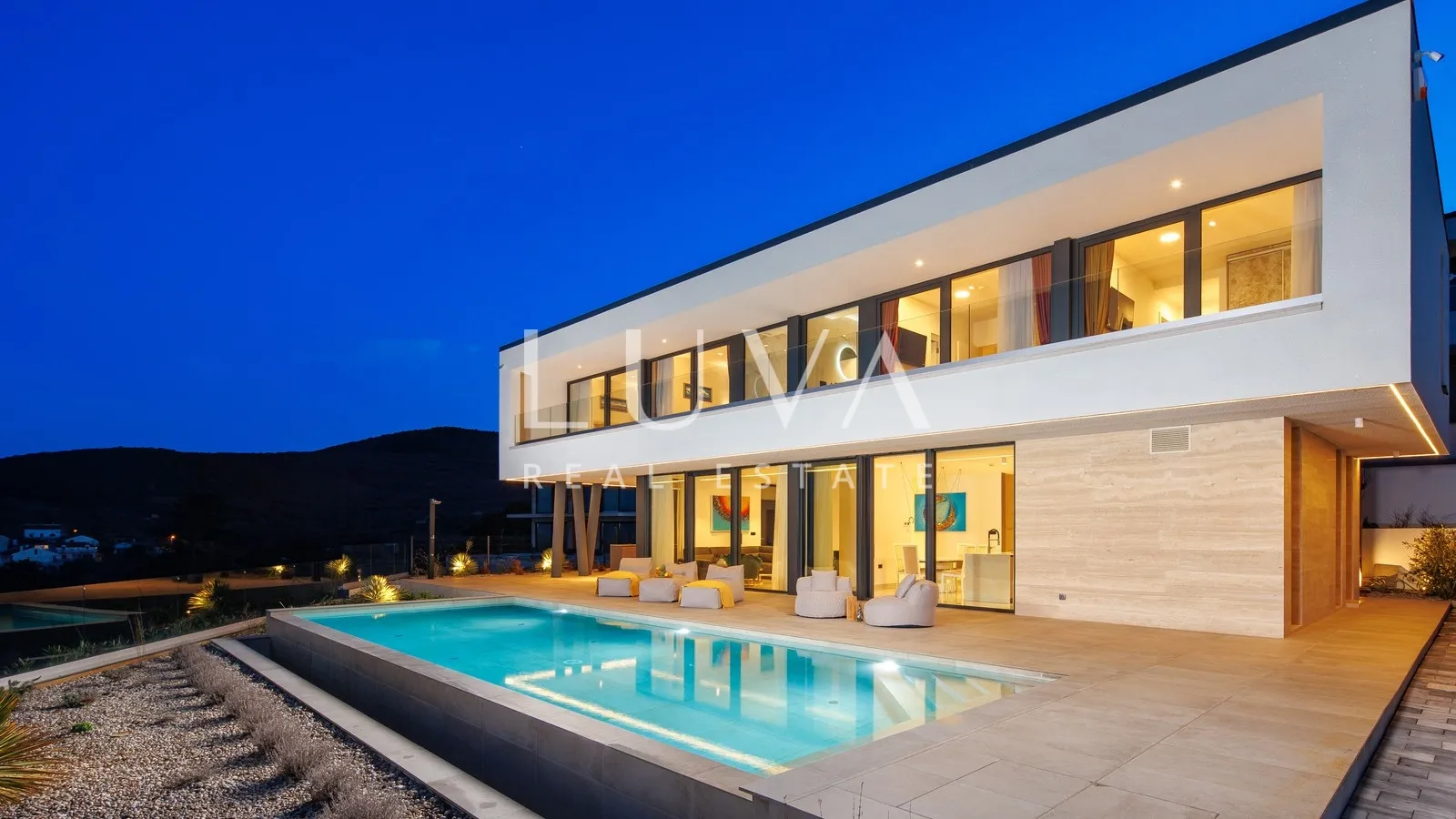 krk, vrbnik, luksuzna vila s pogledom na more i bazenom, 265 m2 za prodaju - slika 27