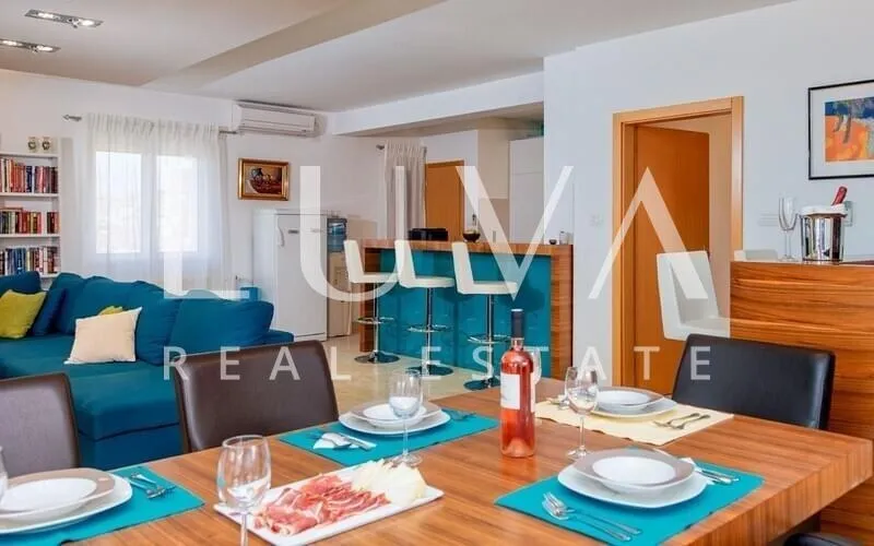 hvar, brusje, luksuzna vila s bazenom i pogledom na more na prodaju - slika 7