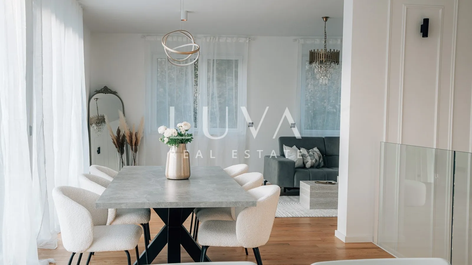 remete, luksuzan 4s penthouse 165m2 + 2vpm za najam - slika 8