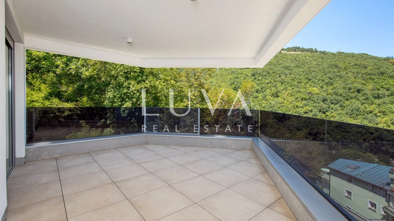 opatija, luksuzna novogradnja s pogledom na more, stan nkp 246,82 m2 - slika 9