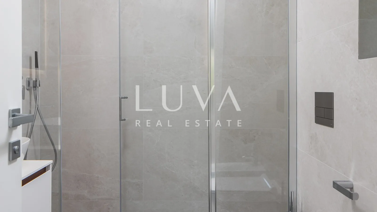 opatija, luksuzna novogradnja s pogledom na more, stan nkp 235,95 m2 - slika 4