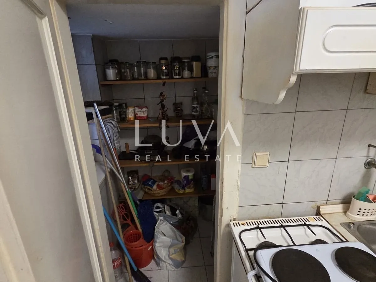 zagreb, pantovčak, 2s stan, 73m², 2 balkona, za adaptaciju na prodaju - slika 14