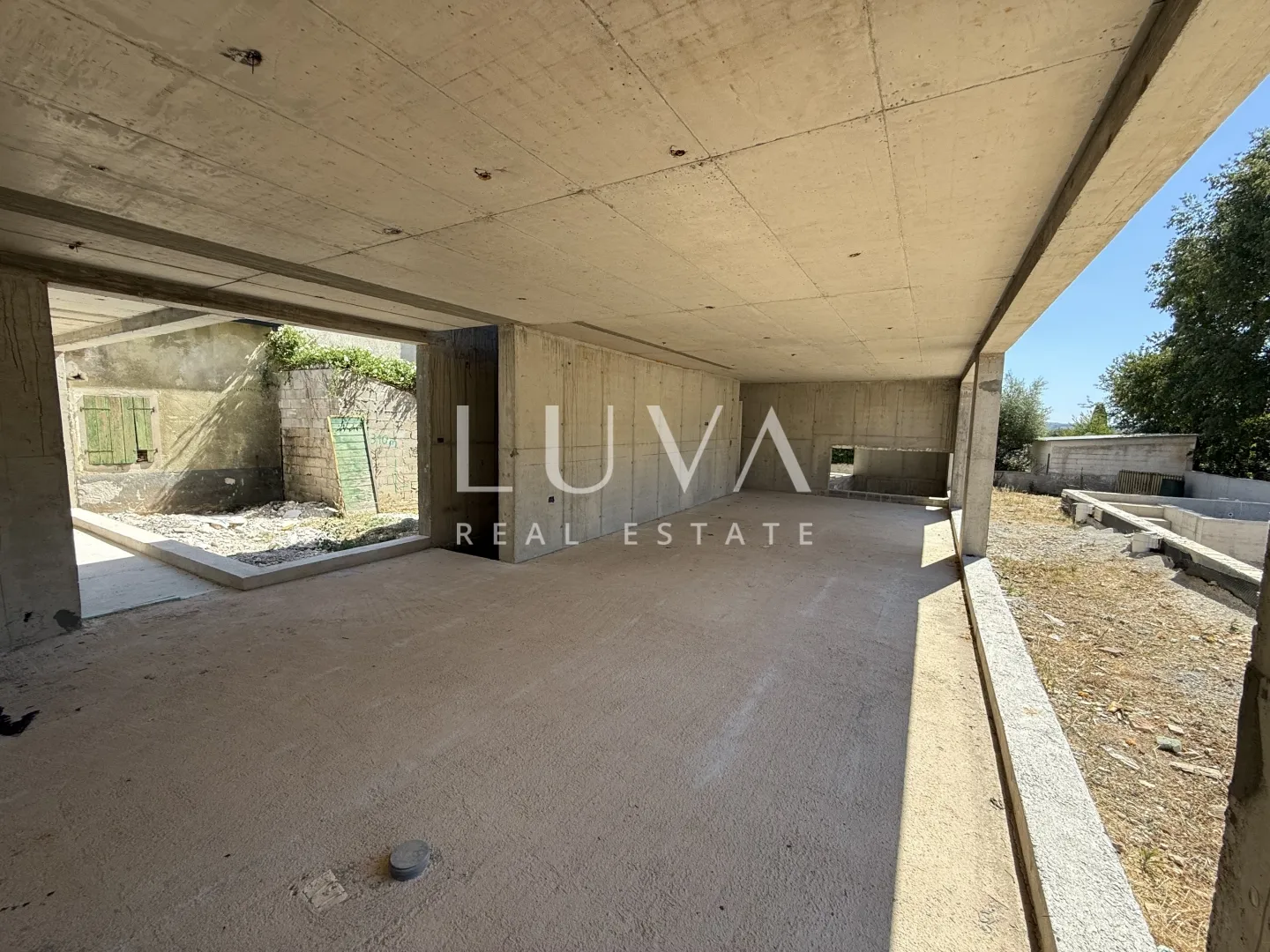 istra, poreč, moderna kuća s bazenom i kino salom, 398,10 m² nkp - slika 18