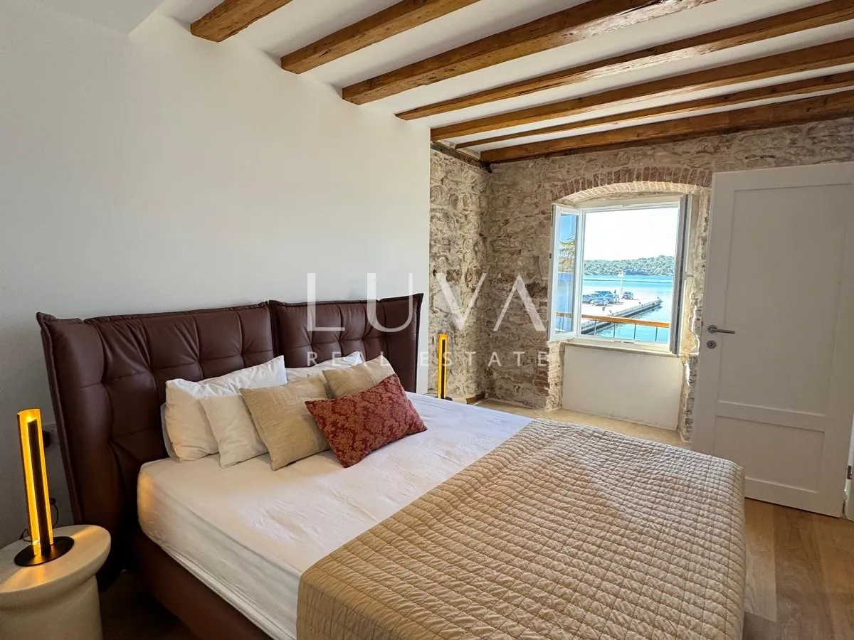 šibenik, centar, luksuzan stan 150m2 s pogledom na more - slika 3
