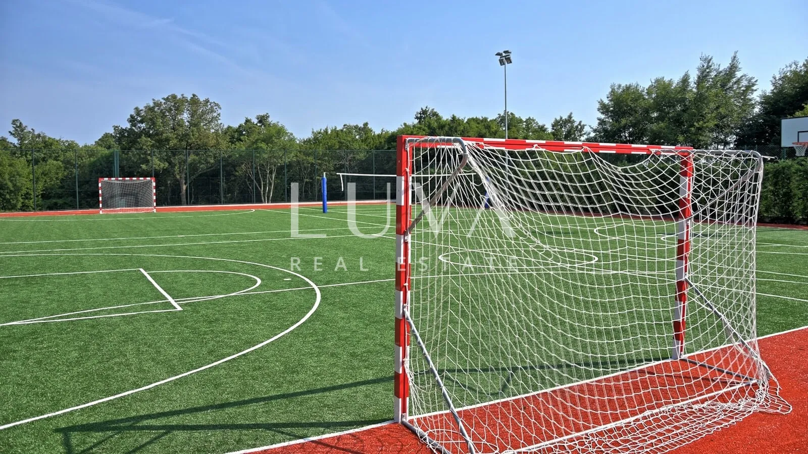 kanfanar, istra, luksuzna vila s bazenom, igralištem i sportskim terenima - slika 24