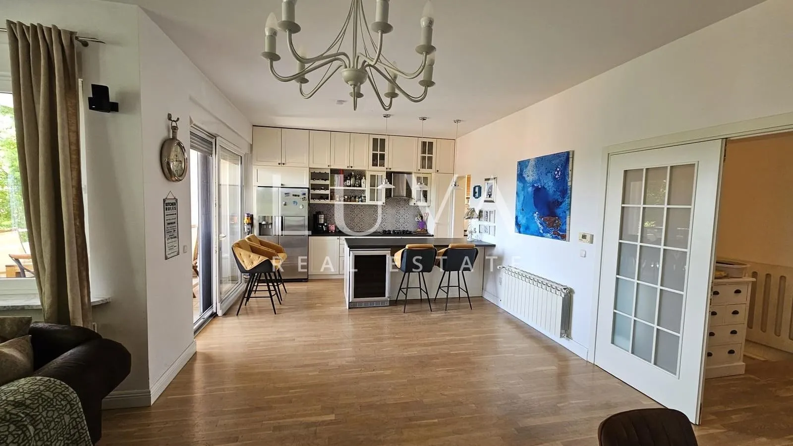zagreb, gornje prekrižje, luksuzan 4s stan s vrtom i garažom, 230m2 - slika 5