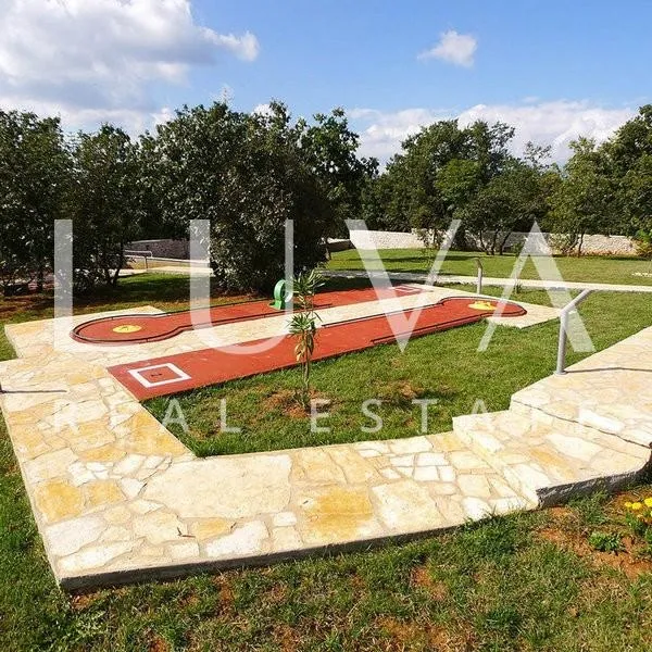 istra, štokovci, kuća s bazenom i minigolf igralištem, 290 m2 - slika 26