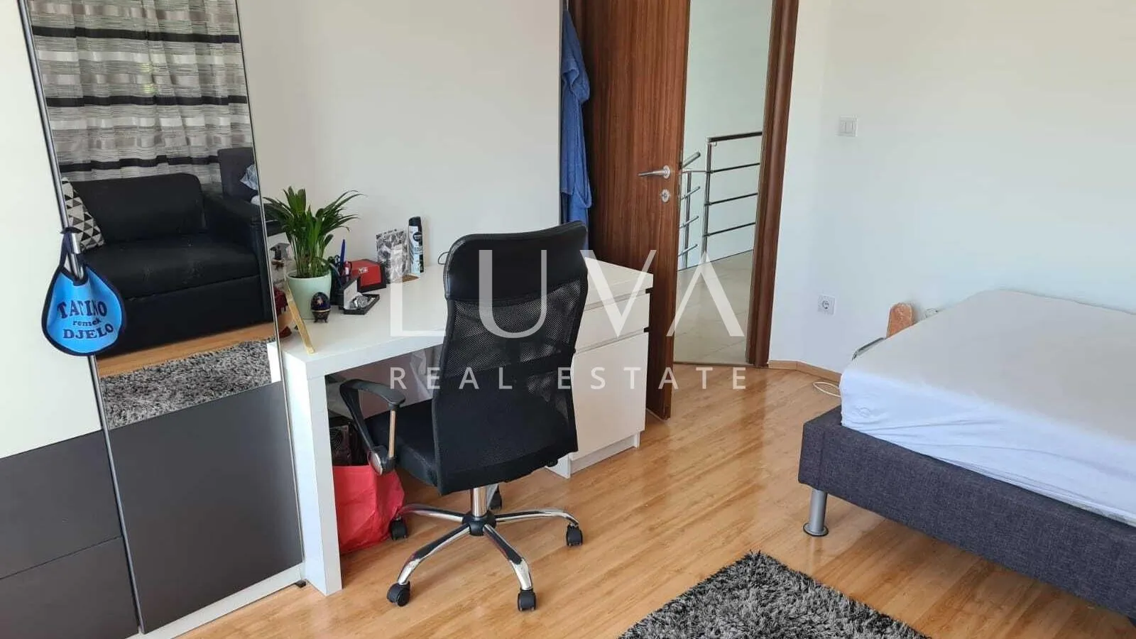 zagreb, mikulići, kuća s pogledom na zagreb, 380 m² - slika 28