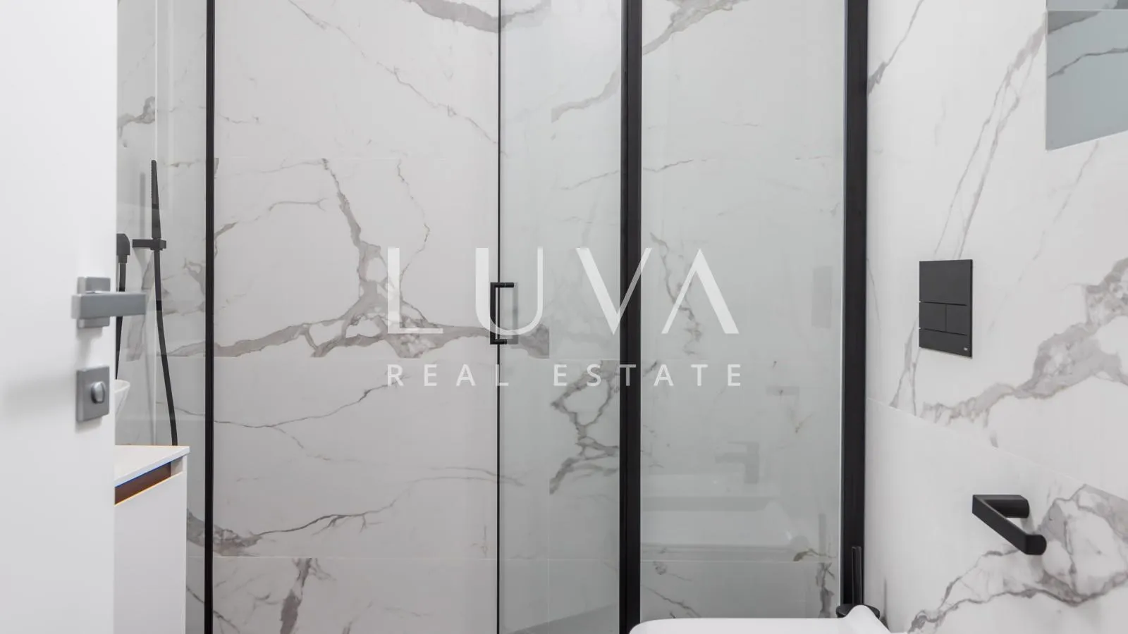 opatija, luksuzna novogradnja s pogledom na more, stan nkp 246,82 m2 - slika 3
