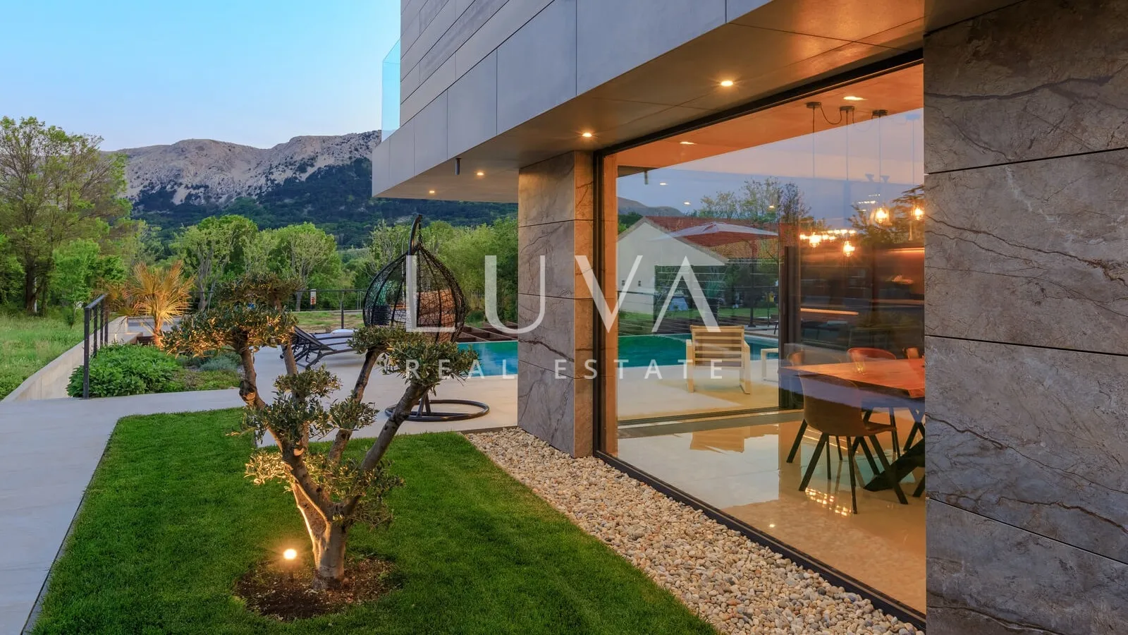 baška, krk, luksuzna vila s bazenom i jacuzzi-jem blizu mora - slika 5