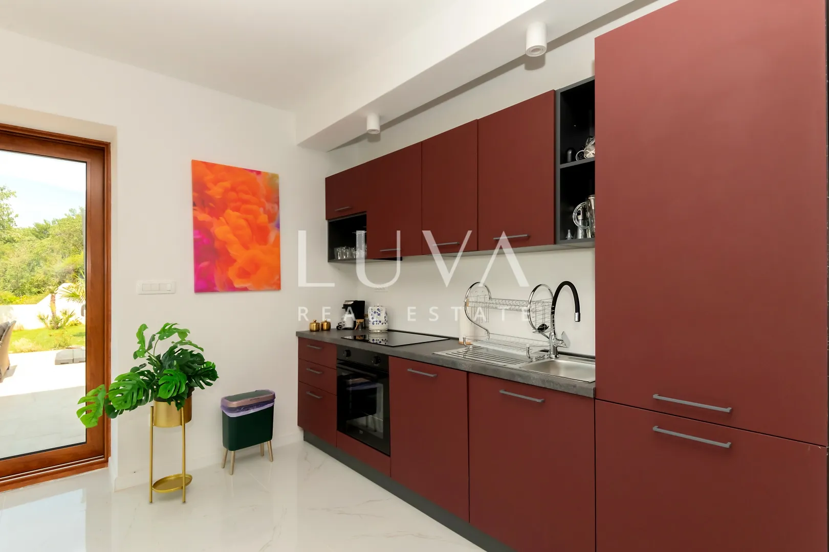 imotski, vinjani donji, kuća 120 m2 s bazenom, prodaja - slika 4