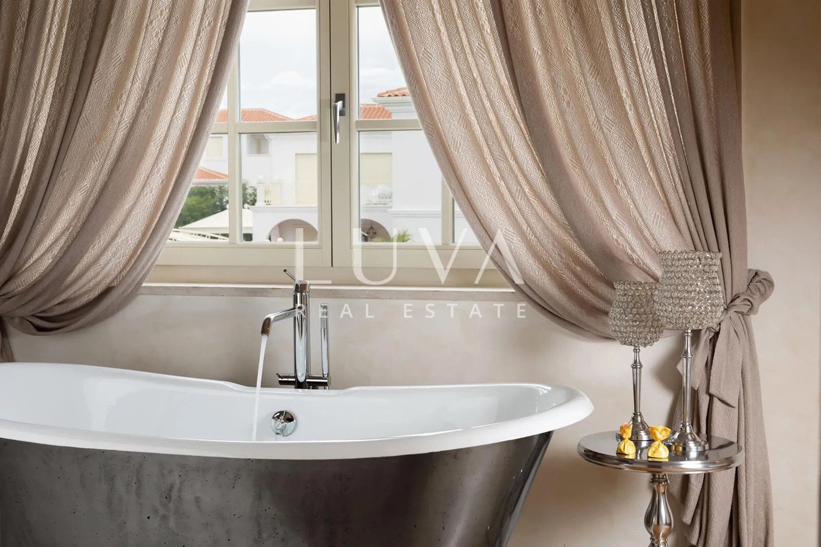 istra, poreč, luksuzna vila s bazenom, 405 m2 na prodaju - slika 25