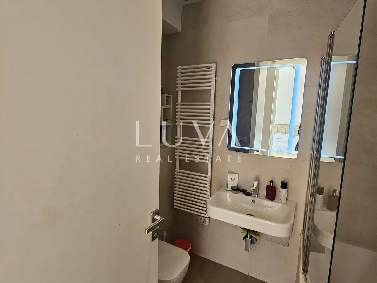 ban centar, studio apartman, terasa i garaža na prodaju - slika 14