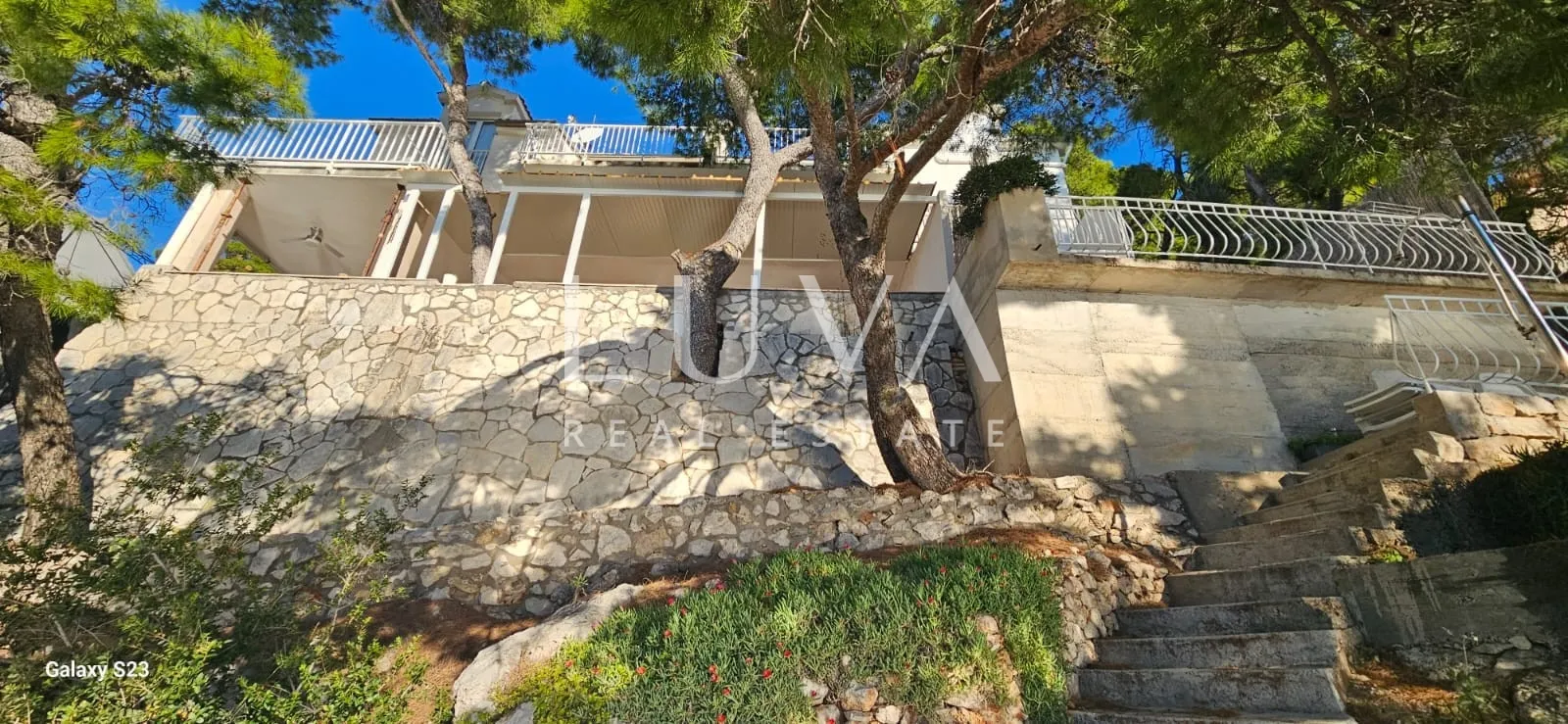 korčula, prižba, prodaja atraktivnog apartmana prvi red do mora - slika 7