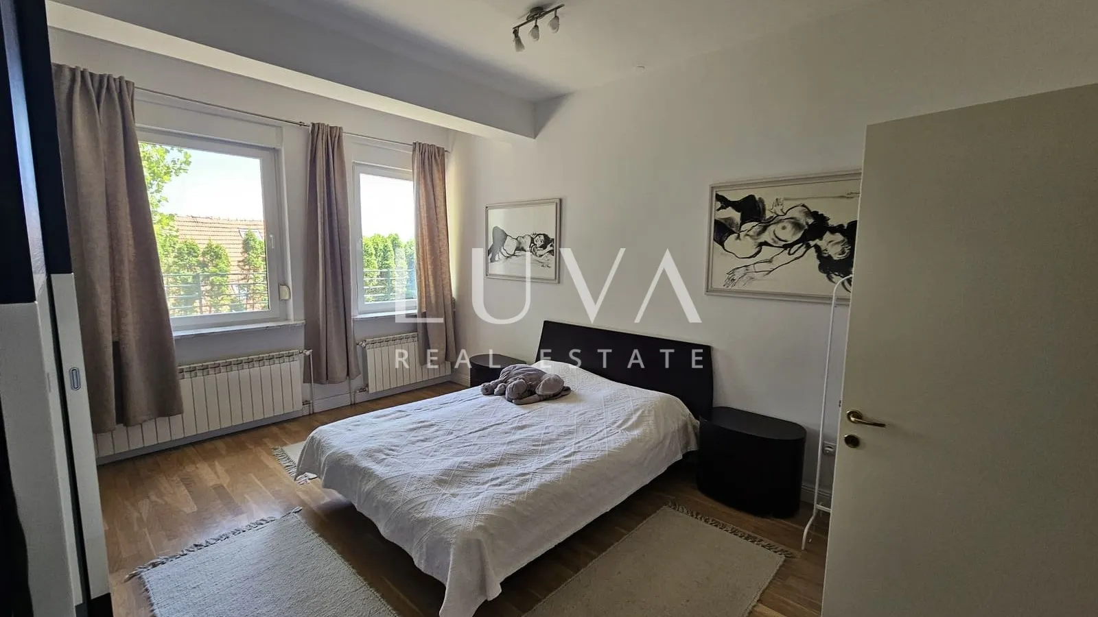 zagreb, gornje prekrižje, luksuzan 4s stan s vrtom i garažom, 230m2 - slika 13