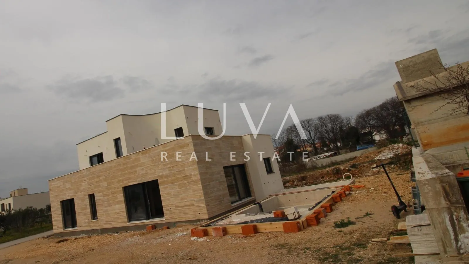 vodice, moderna kuća s bazenom, 176 m2 za prodaju - slika 6