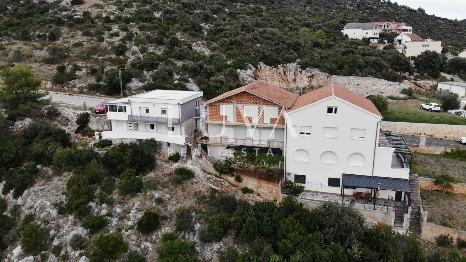 marina, trogir, prodaja dvojne kuće 247 m2 na 3 etaže + parking - slika 3
