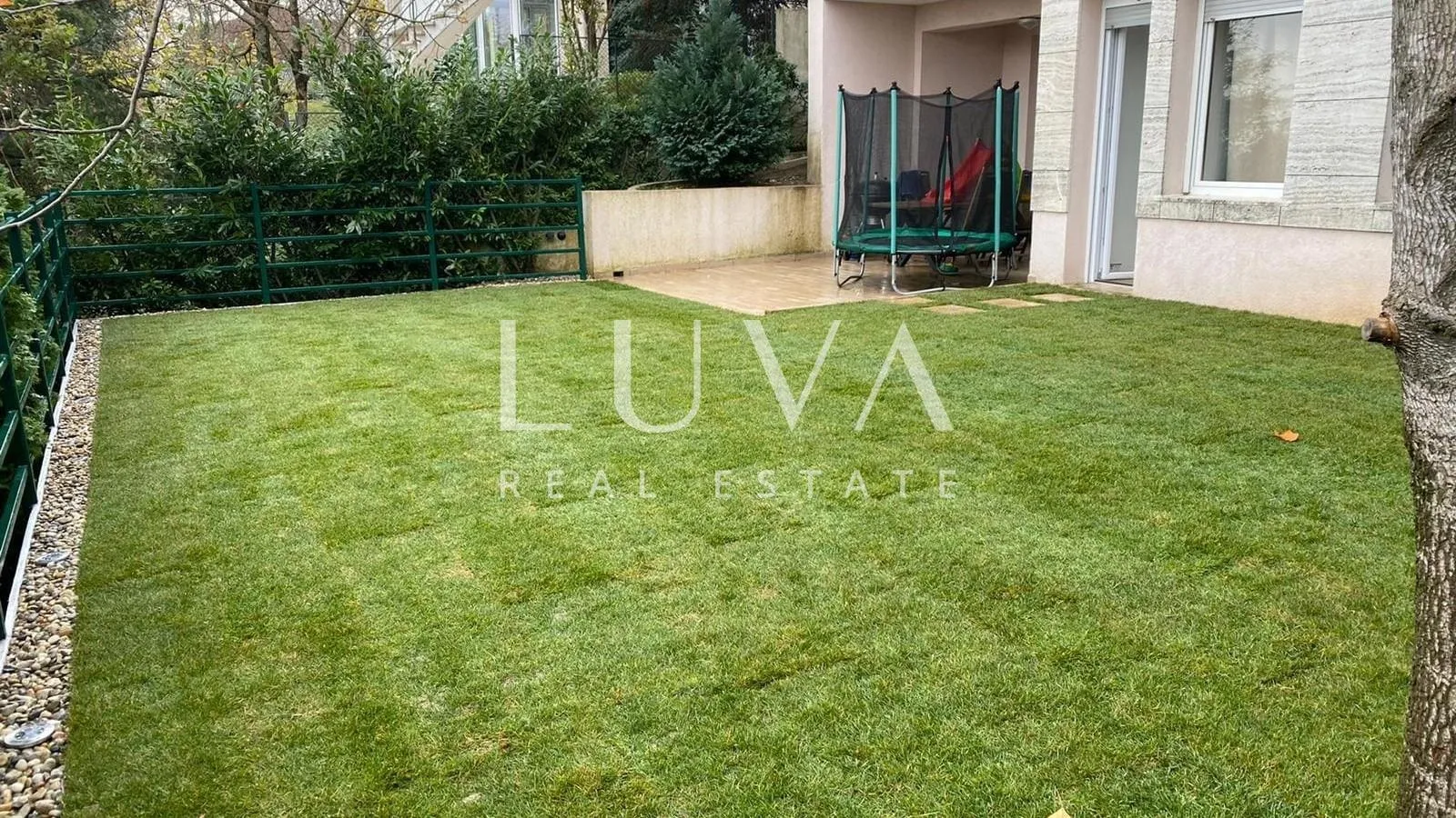 zagreb, gornje prekrižje, luksuzan 4s stan s vrtom i garažom, 230m2 - slika 7