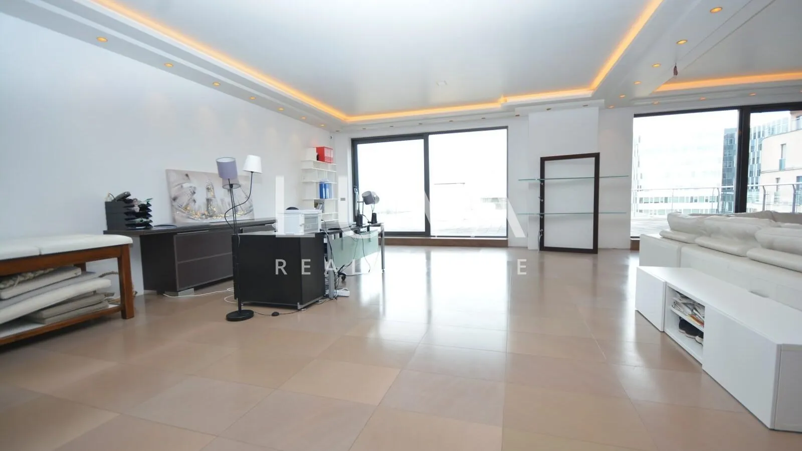 zagreb, radnička cesta, luksuzan penthouse 368m2 neto na prodaju - slika 13