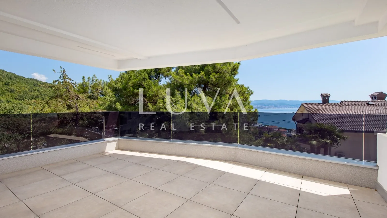 opatija, luksuzna novogradnja s pogledom na more, stan nkp 109,73 m2 - slika 2