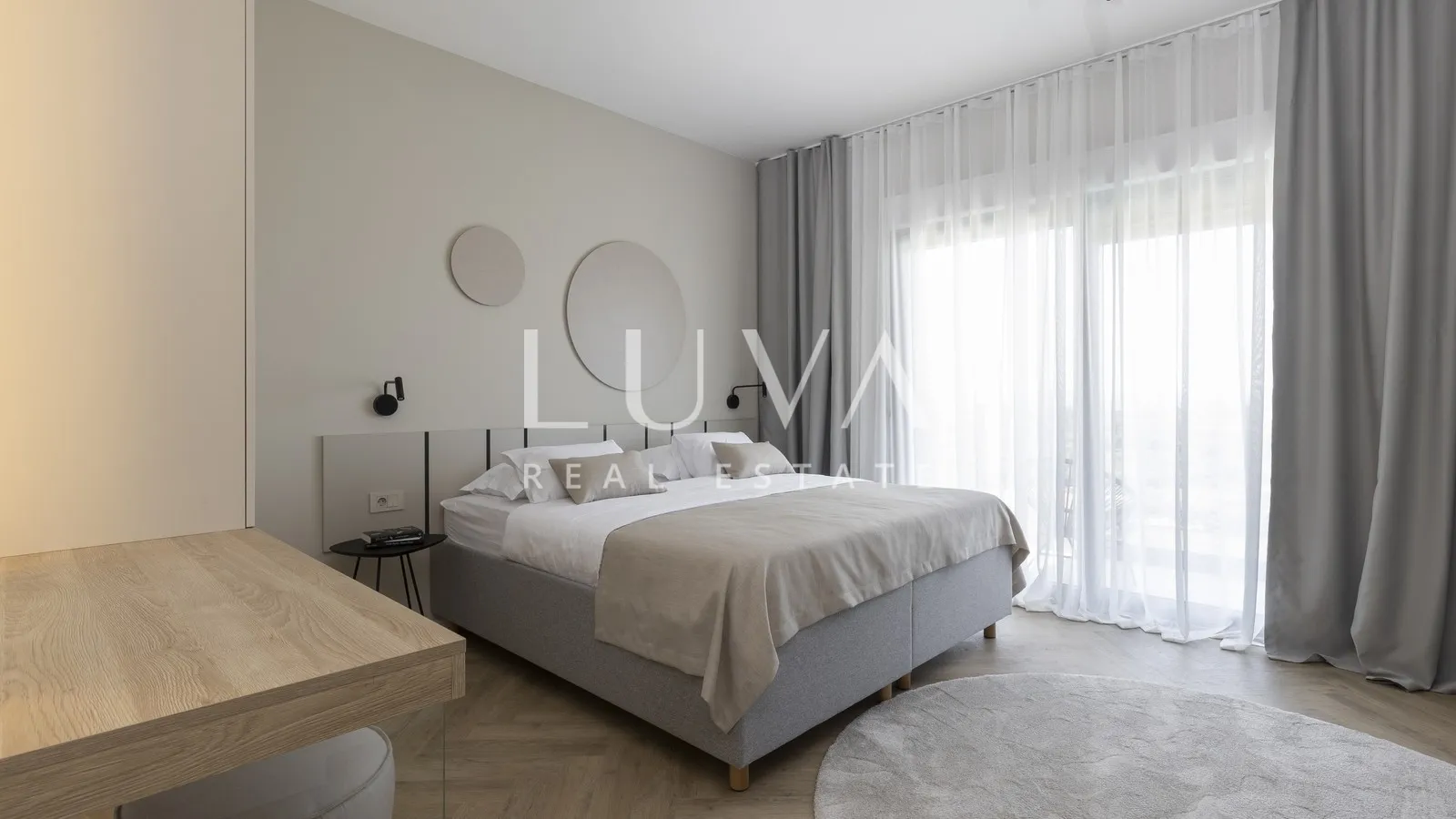 split, luksuzna vila s pogledom na more, 220 m2 za dugoročni najam - slika 32