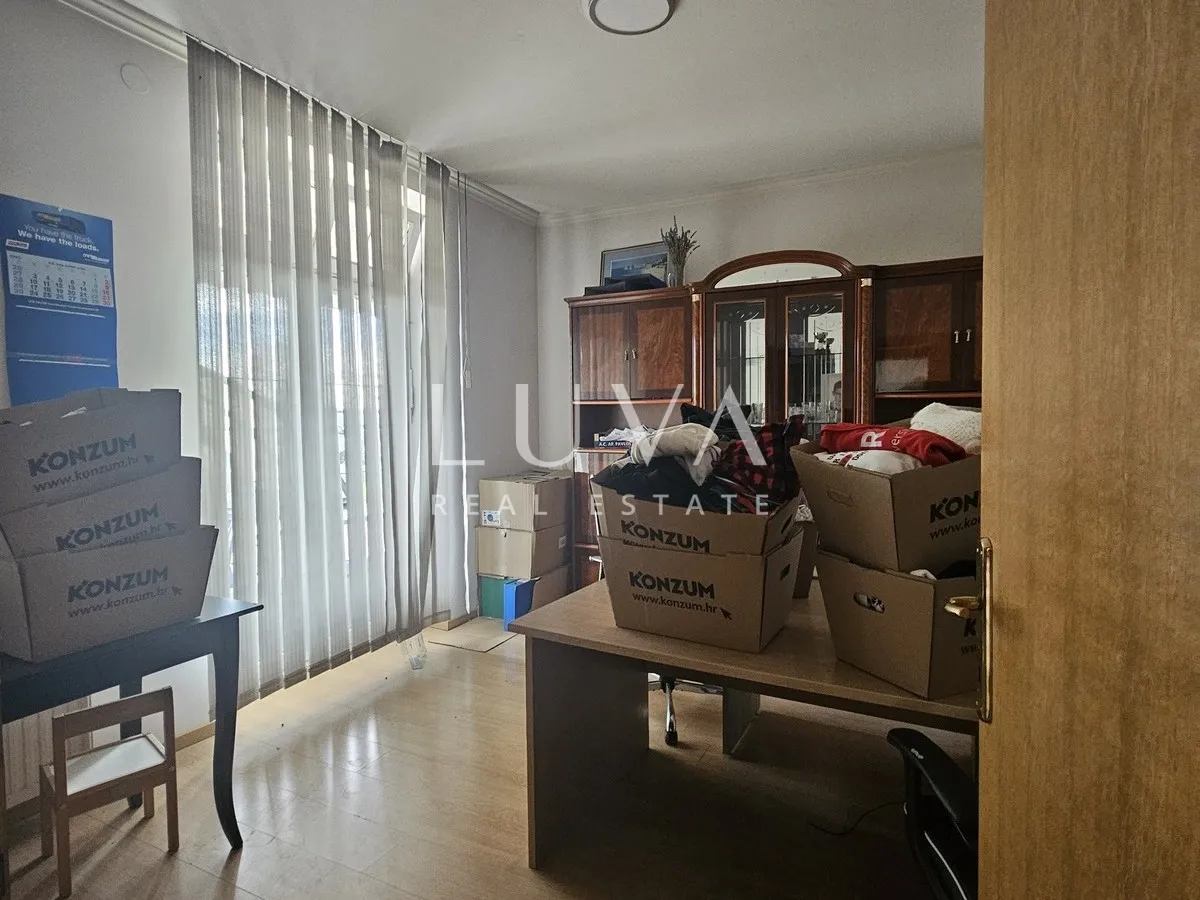 zagreb, ježdovec, raskošna kuća s bazenom na prodaju - slika 57
