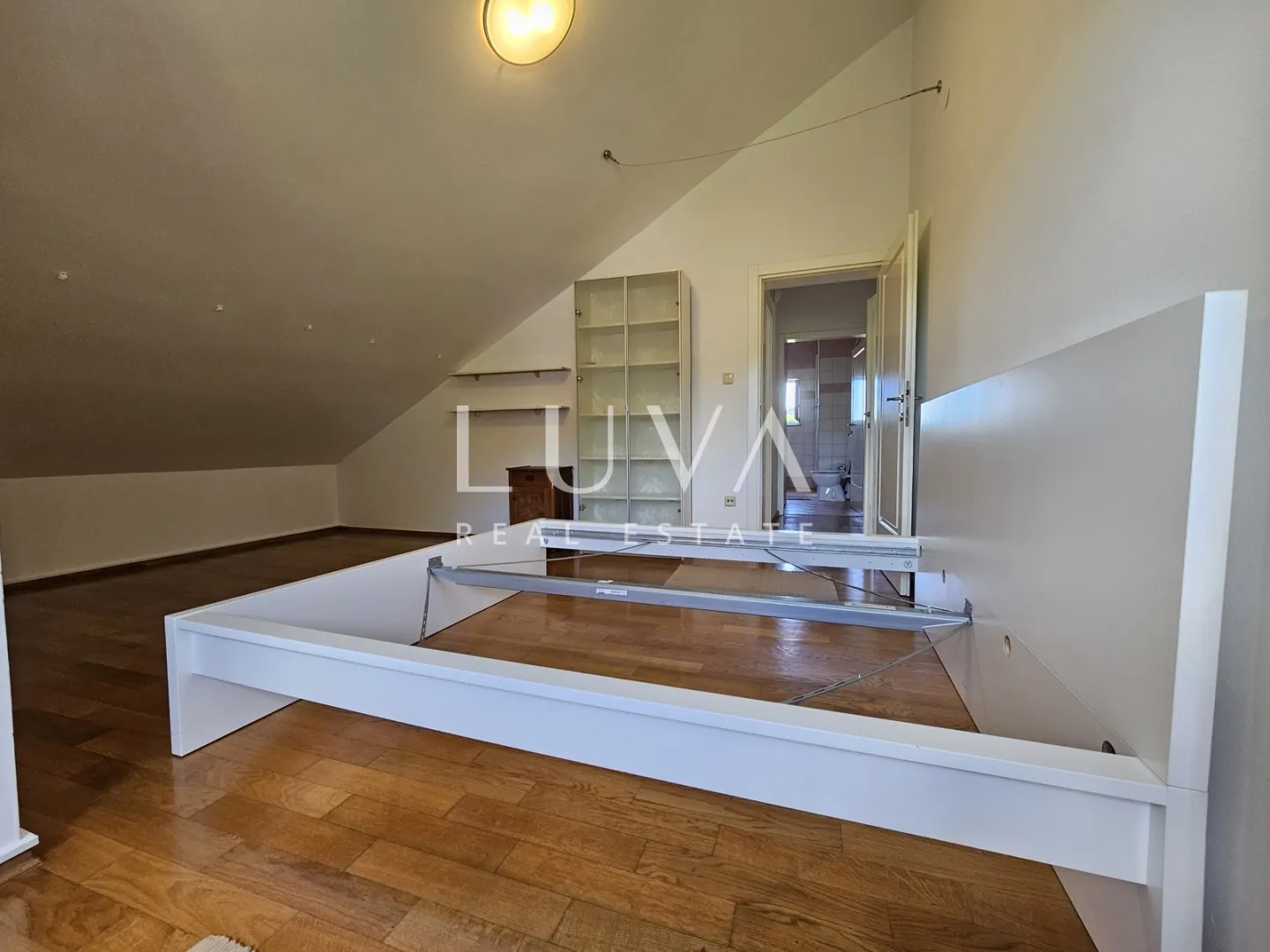 zagreb, maksimir, dvoetažni 5s stan 200m2, najam - slika 7