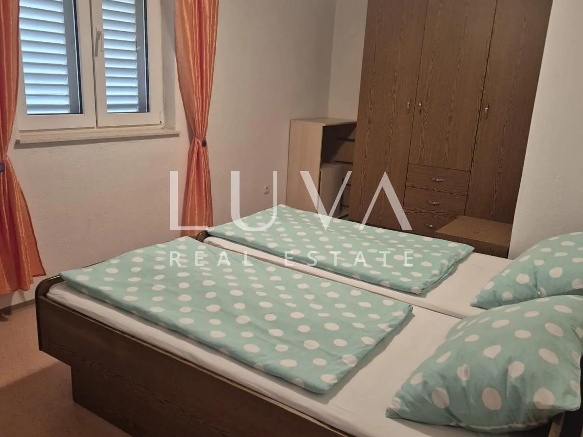 trogir, kuća 120 m2 blizu mora na prodaju - slika 8