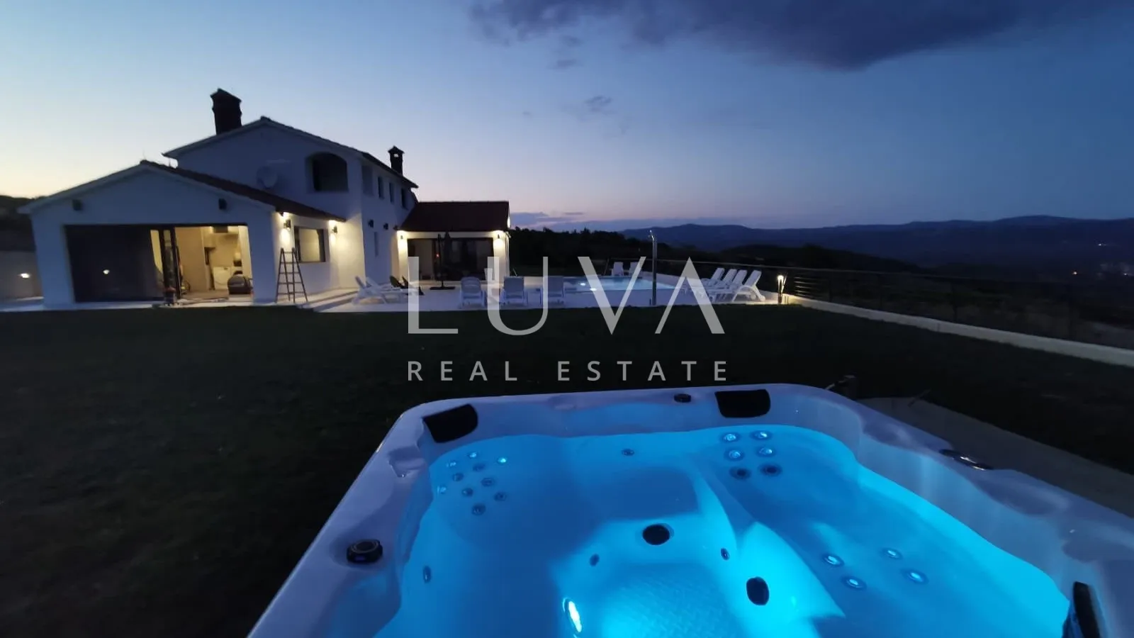 istra, vrh, moderna vila s jedinstvenim pogledom, 190 m2 - slika 26