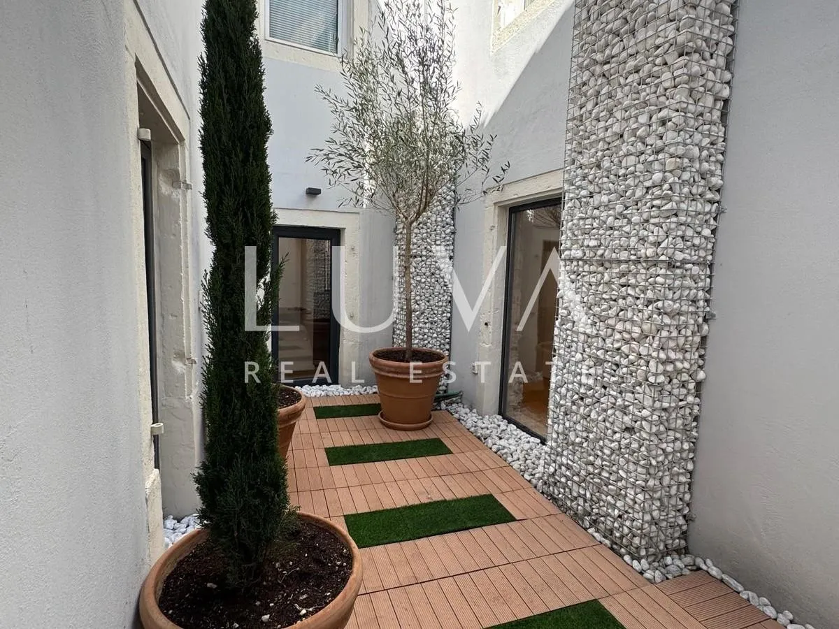 šibenik, centar, luksuzan stan 150m2 s pogledom na more - slika 5