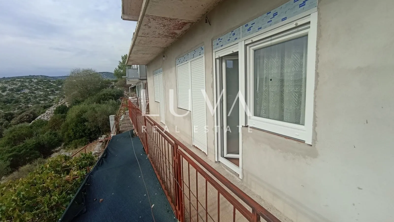 marina, trogir, prodaja dvojne kuće 247 m2 na 3 etaže + parking - slika 16