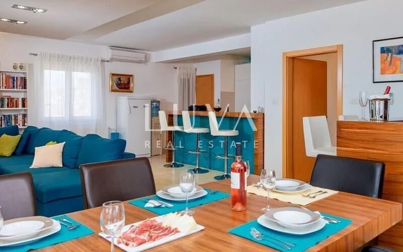 hvar, brusje, luksuzna vila s bazenom i pogledom na more na prodaju - slika 7