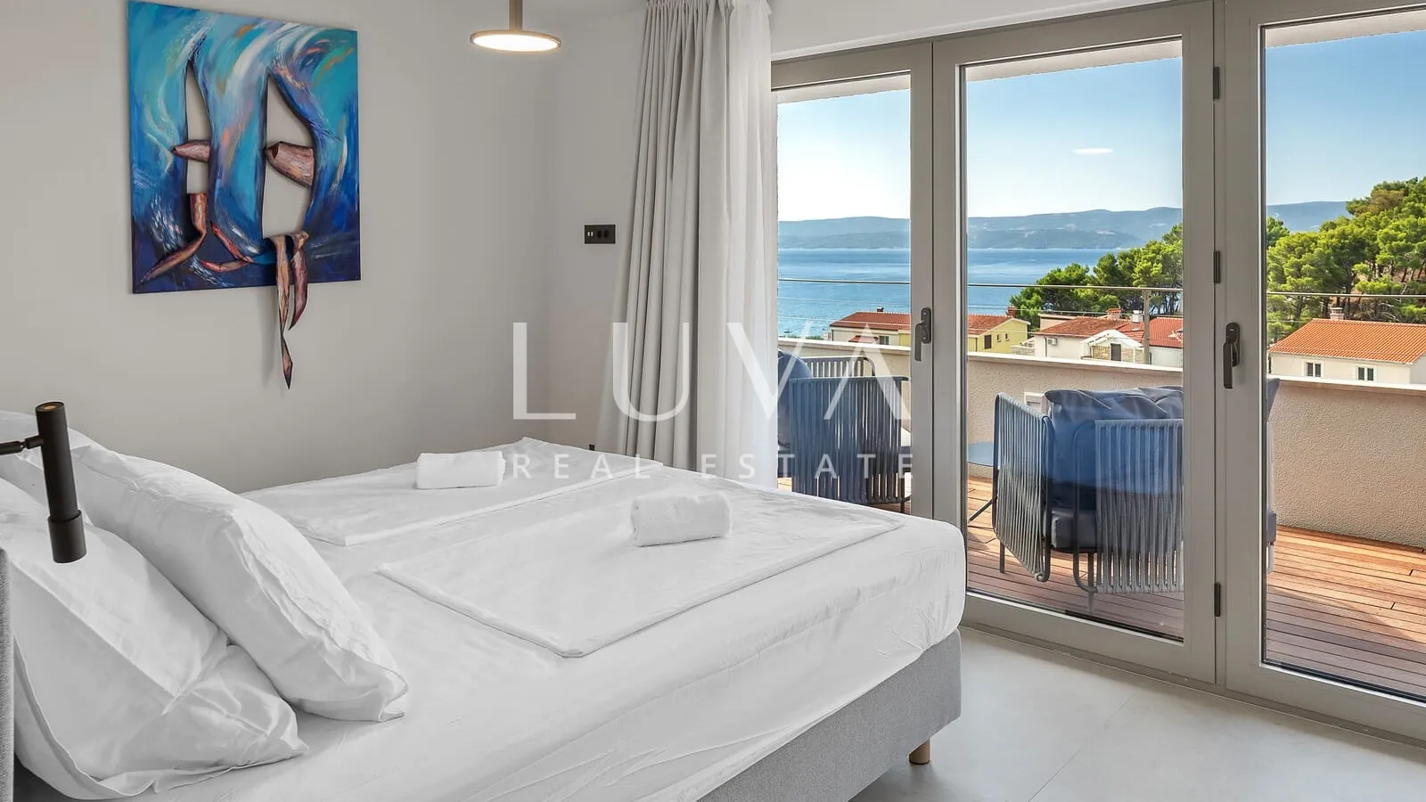 duće, omiš, luksuzni resort s 4 velika apartmana i bazenom uz more na prodaju - slika 11