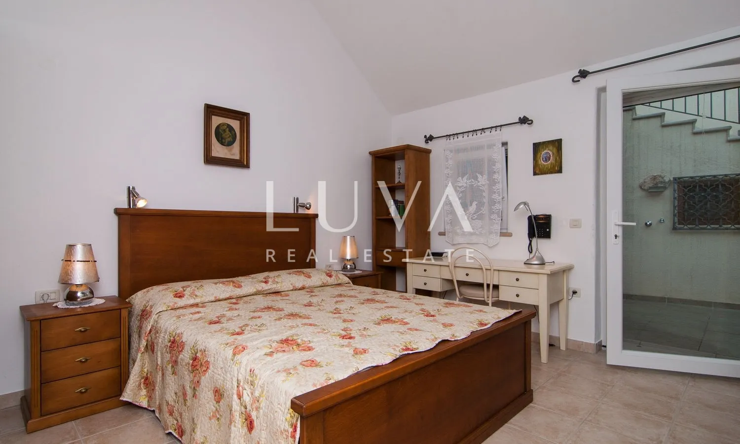 mirca, brač, luksuzna kamena kuća s bazenom na prodaju - slika 18