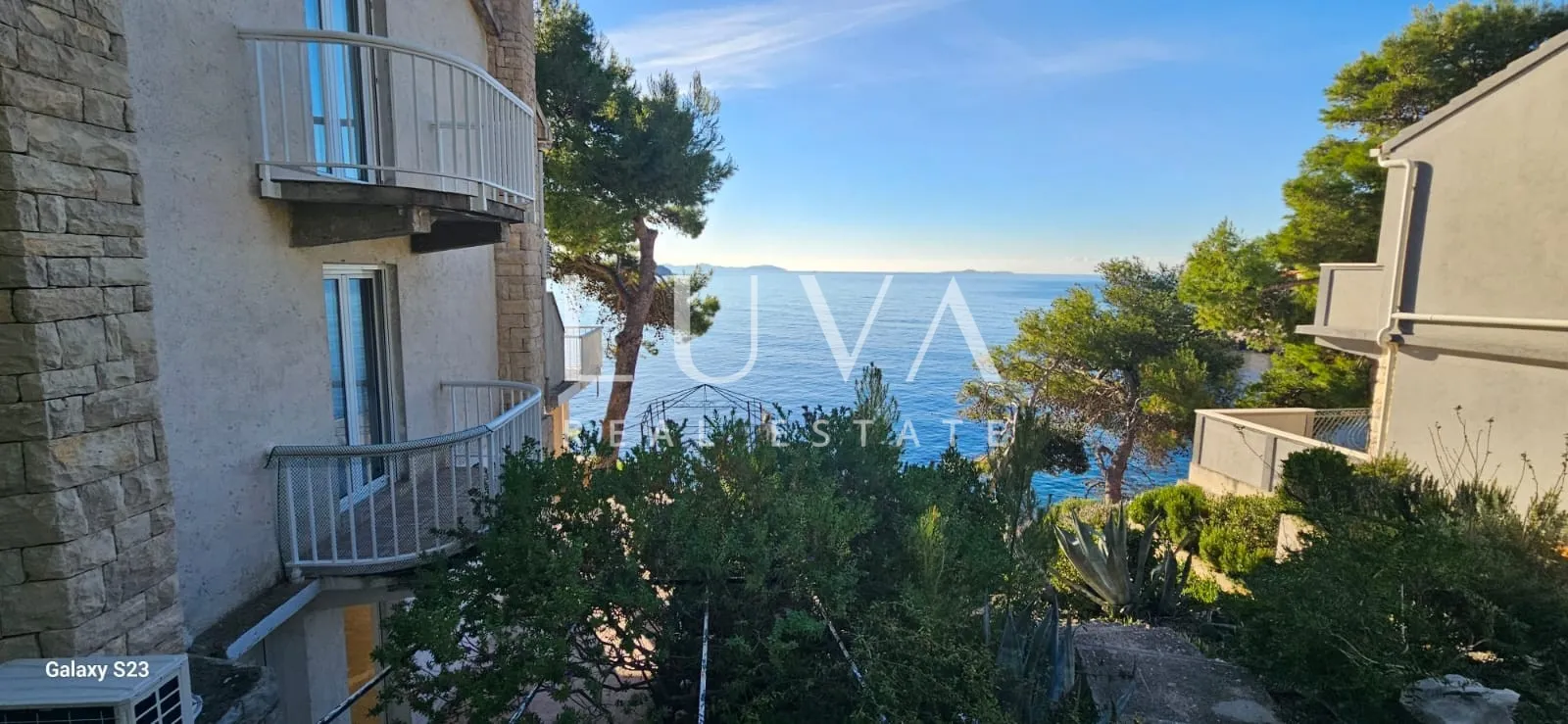 korčula, prižba, prodaja atraktivnog apartmana prvi red do mora - slika 6