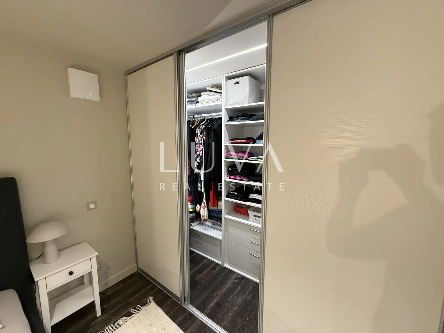 istra, novigrad, moderni 4s stan s vrtom i konobom, nkp 73m² - slika 16