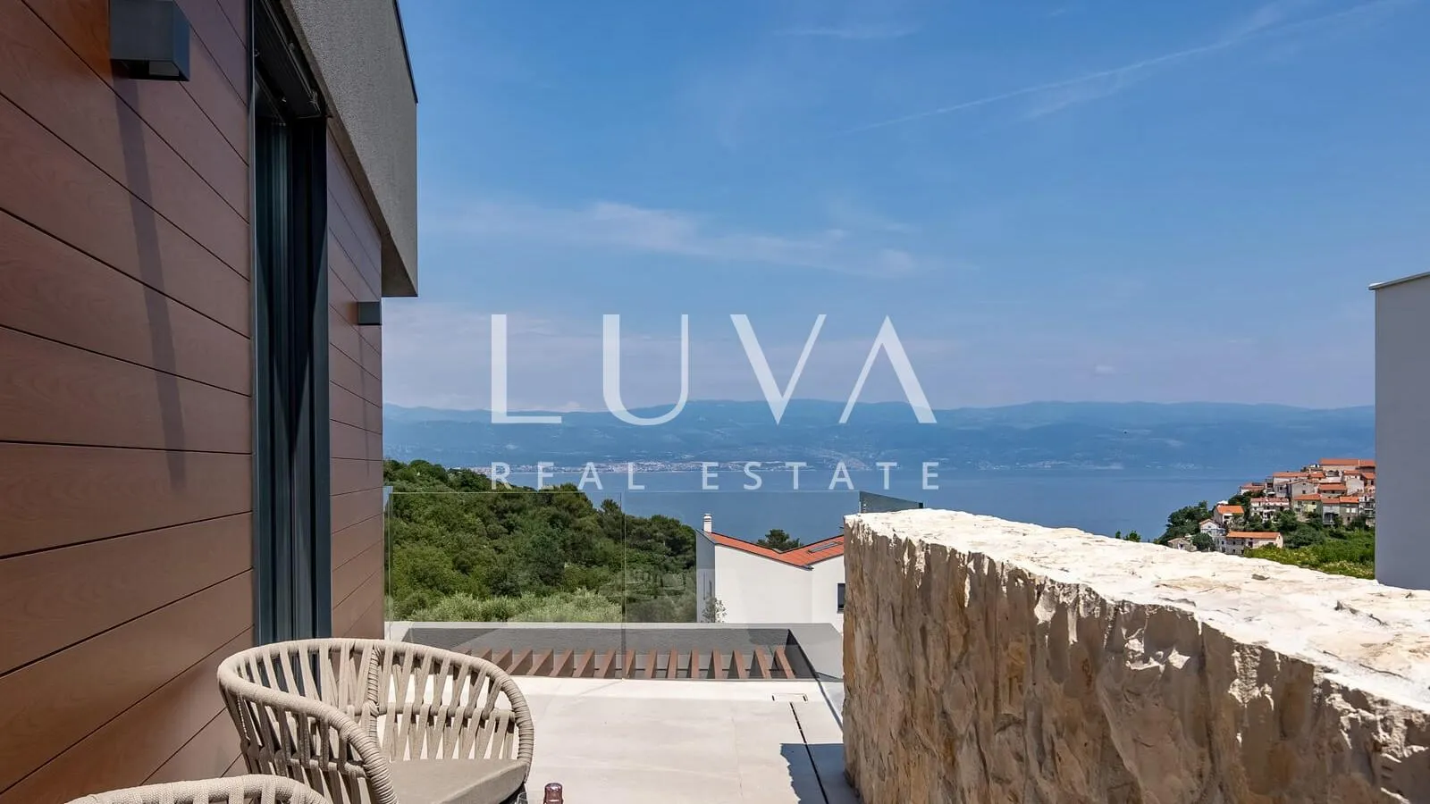 vrbnik, krk, vila s bazenom za dugoročni najam - slika 17
