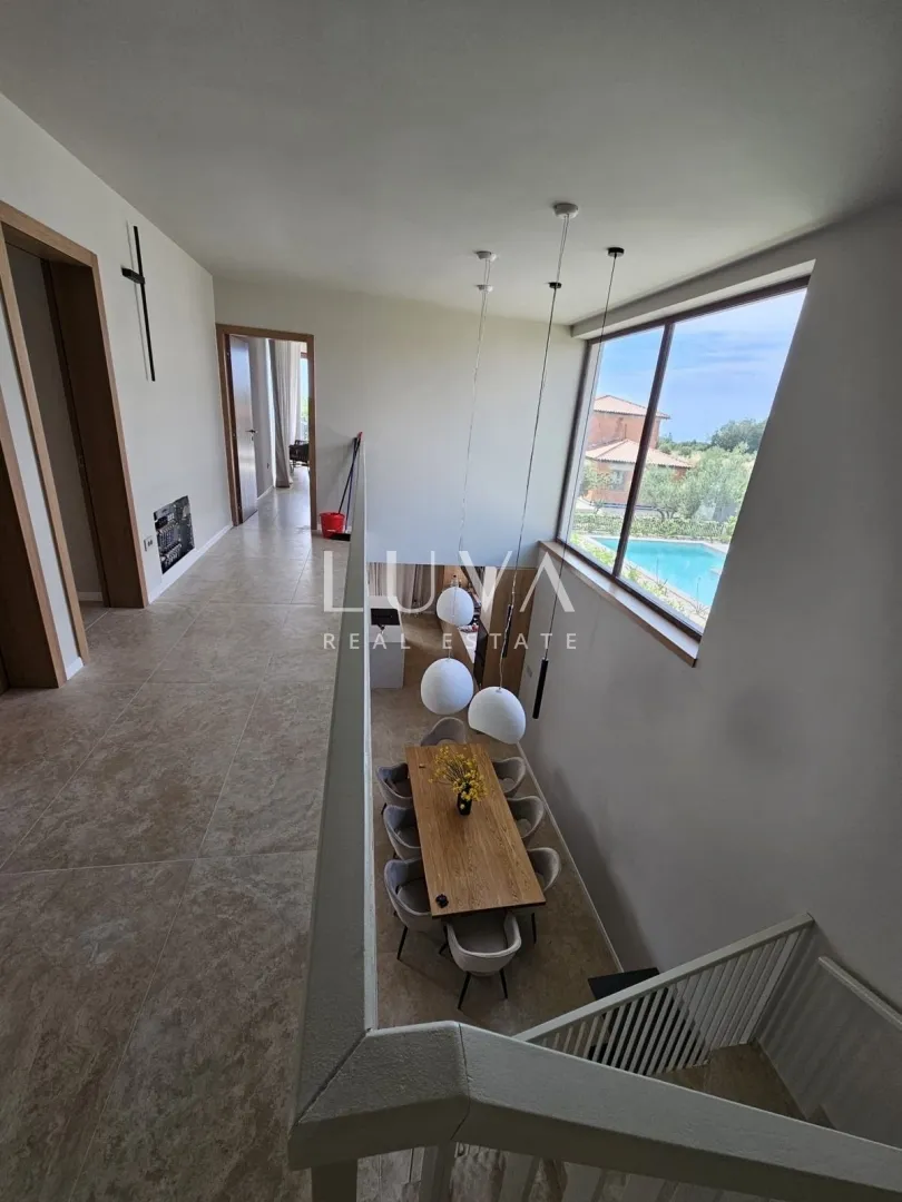 poreč, vabriga, kuća s bazenom 206 m2 na prodaju - slika 10